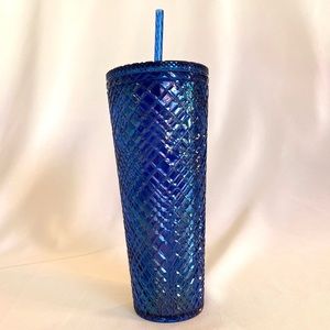 Starbucks Holiday 2022 Crystal Iridescent Jeweled Blue Azure Venti Cup